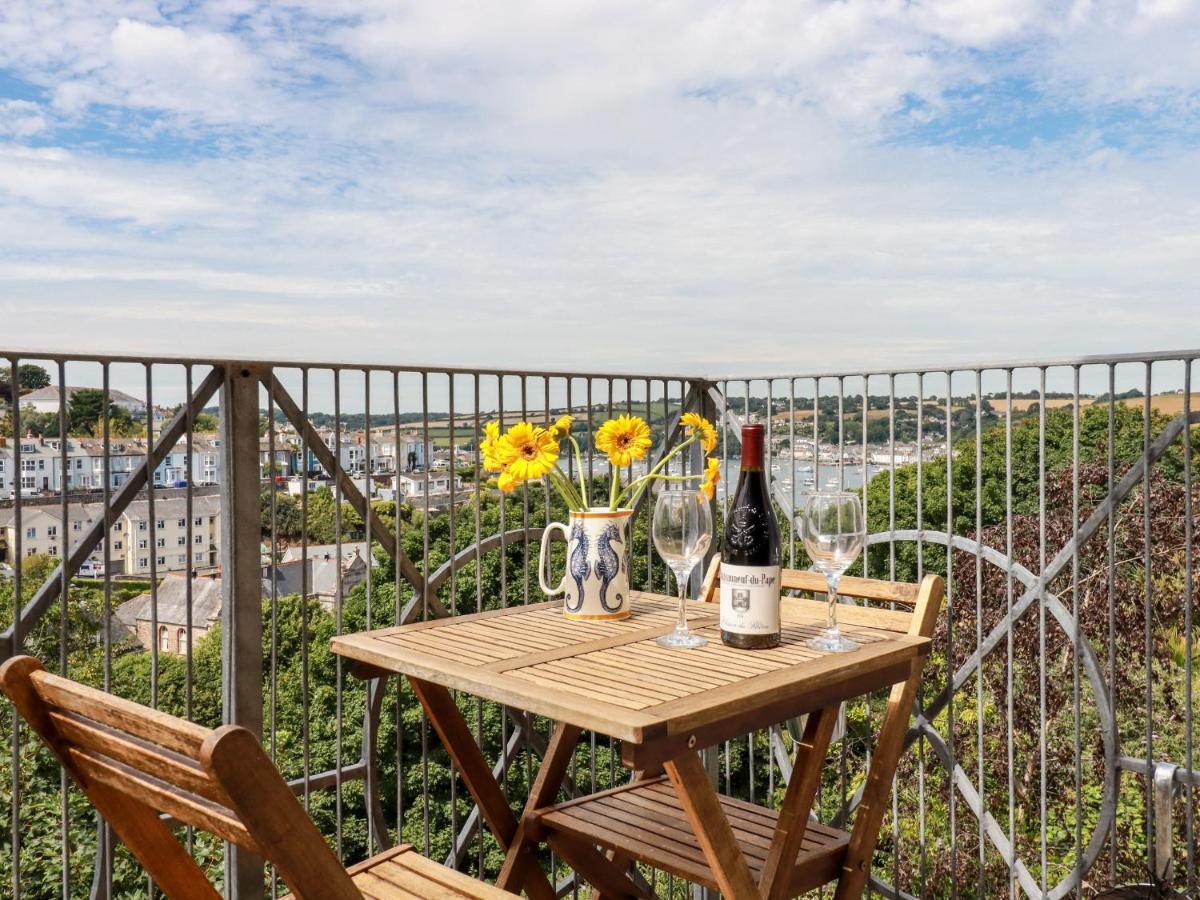 River View ファルマス エクステリア 写真